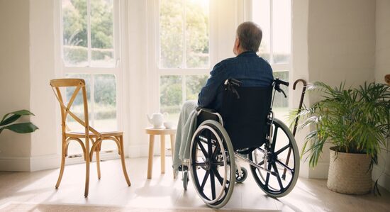 Adapter son salon pour une personne en situation de handicap